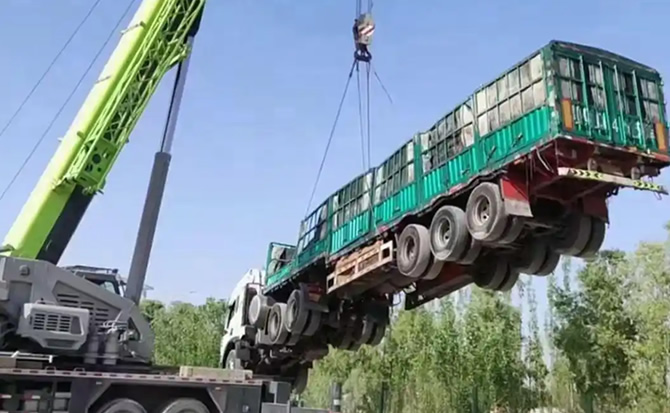 石峰区道路脱困救援案例